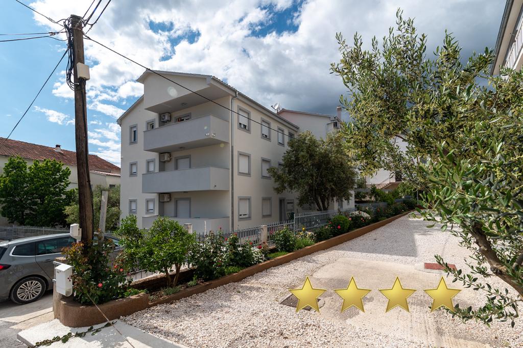 Apartmani Villa Eight – fotografija 2