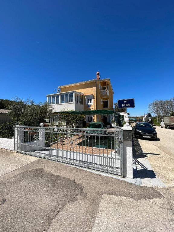 Apartmani Villa Antonio – fotografija 2