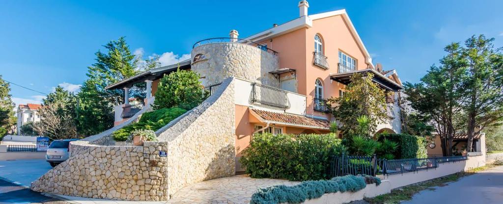 Apartmani Škoda – fotografija 2