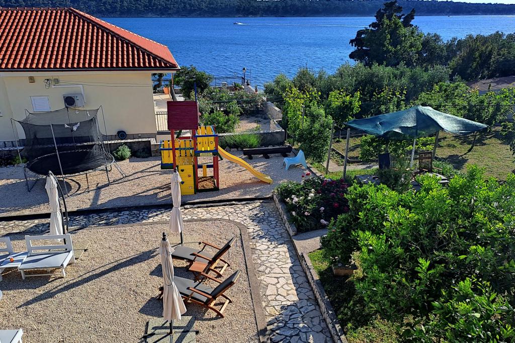 Apartmani Frankić – fotografija 4