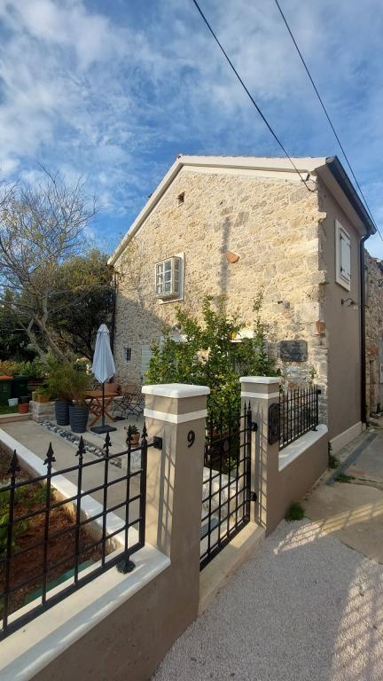 Kuća za odmor Sundial Stone House – fotografija 5