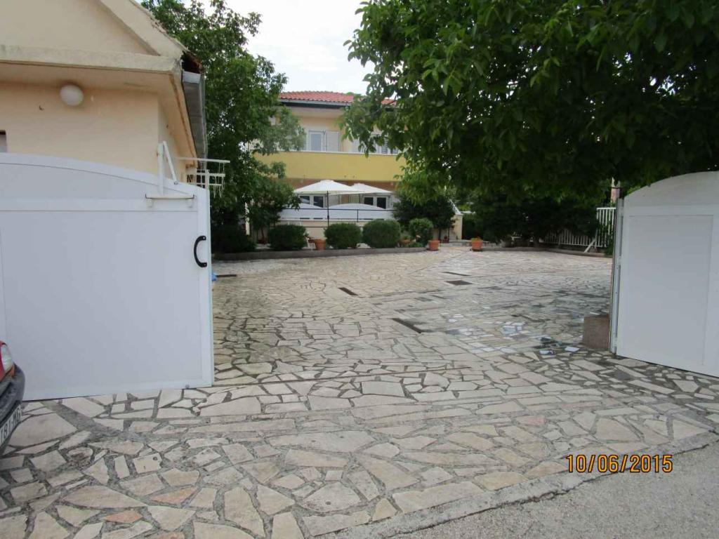 Apartmani Odi – fotografija 1