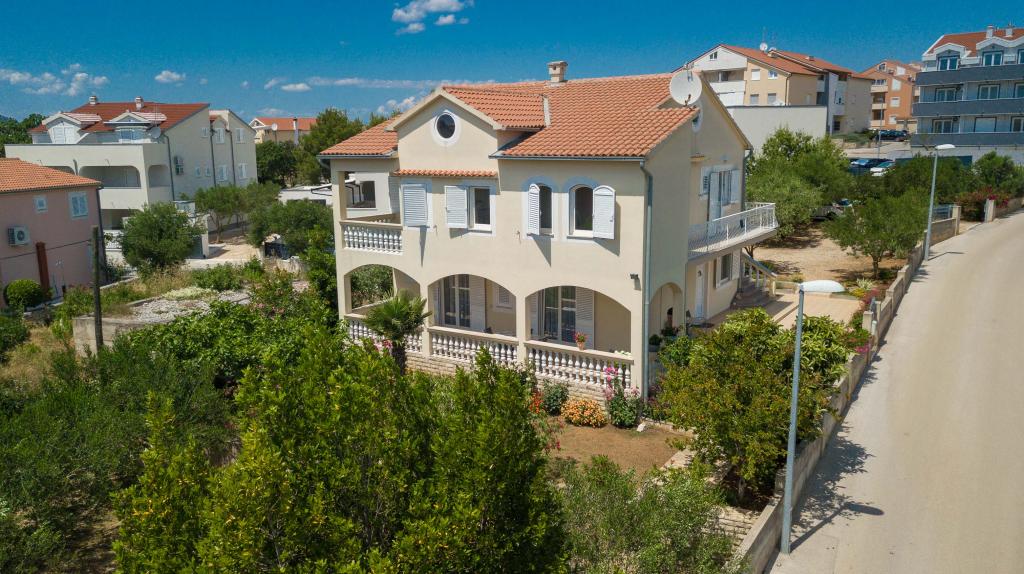 Apartmani Duzelovi Dvori – fotografija 3