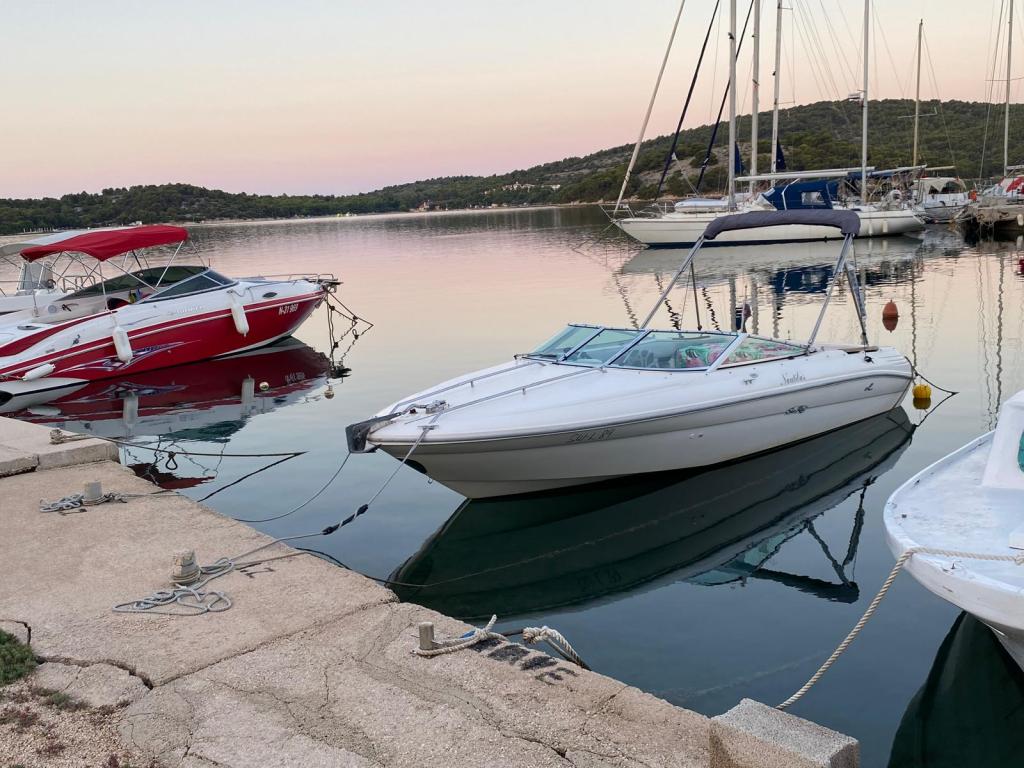 Apartmani Uno – fotografija 2