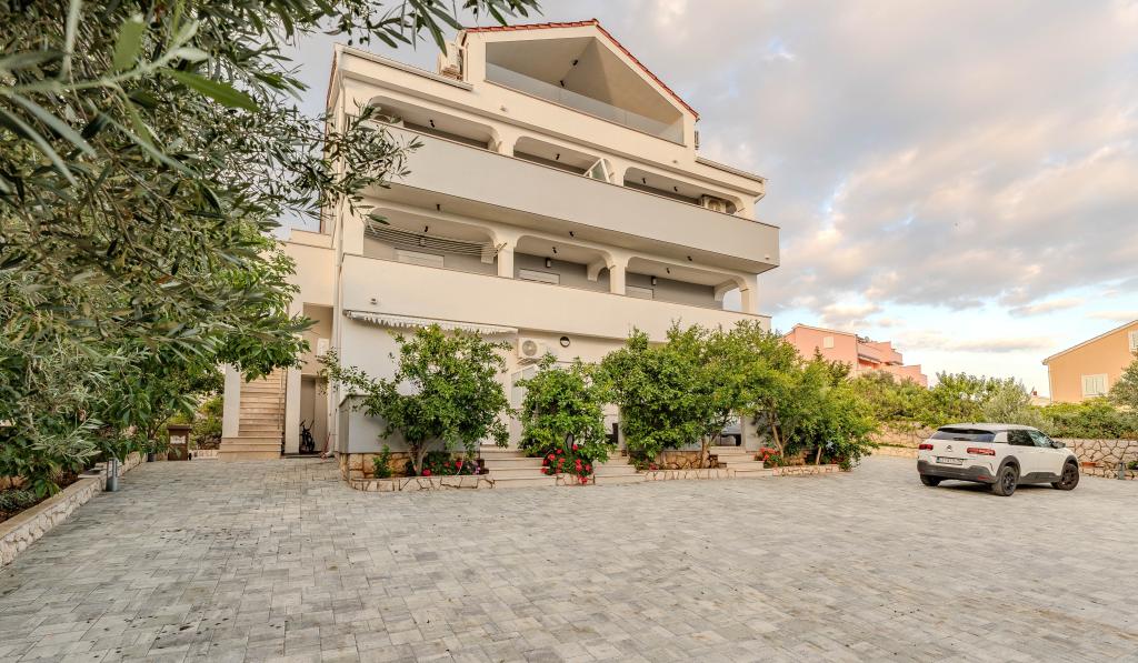 Apartmani Dali II – fotografija 4