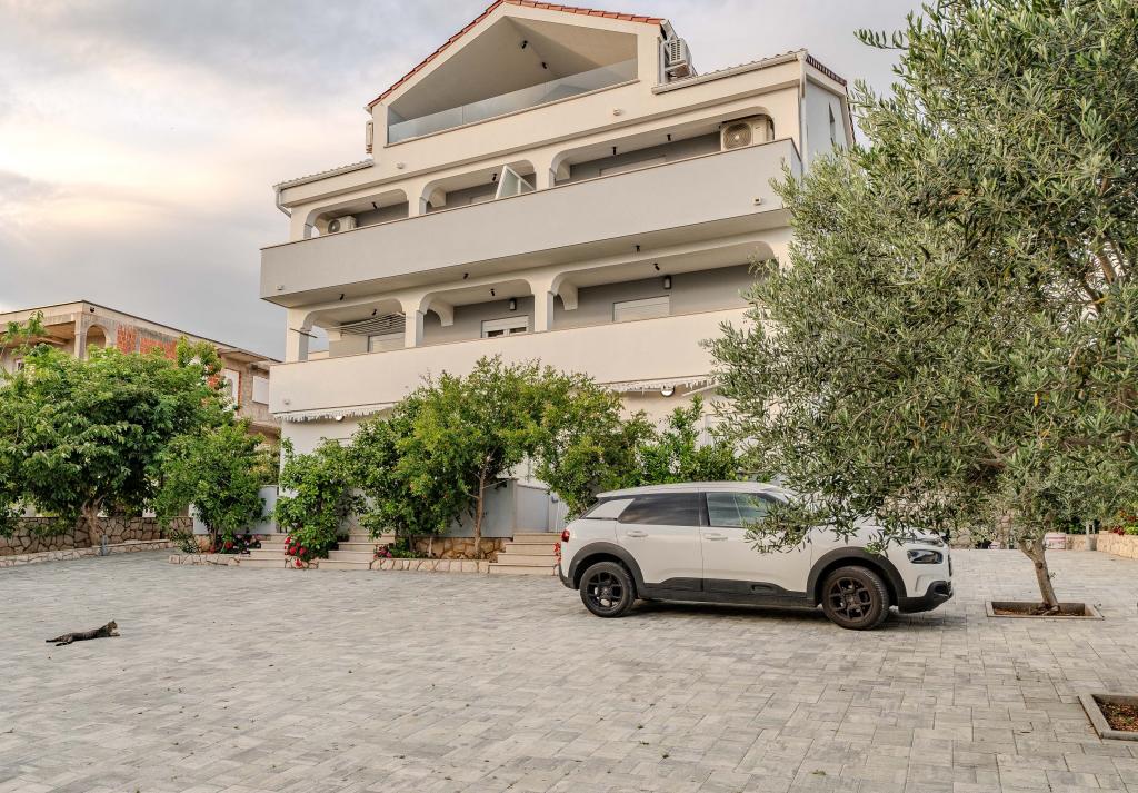 Apartmani Dali II – fotografija 6