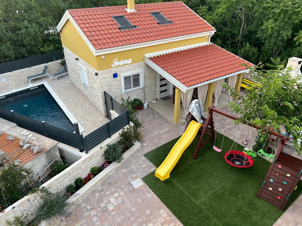 Kuća za odmor Skrivena Oaza – fotografija 1