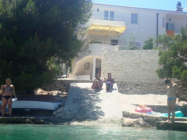 Apartmani Captains House – fotografija 3