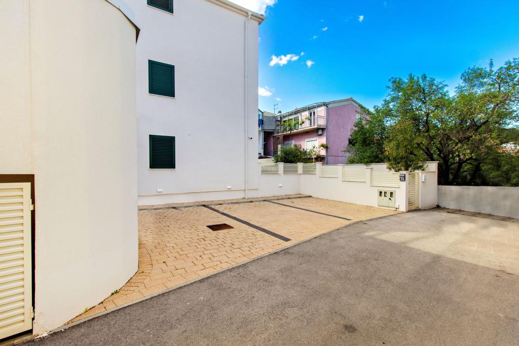 Apartmani Three Olives – fotografija 4