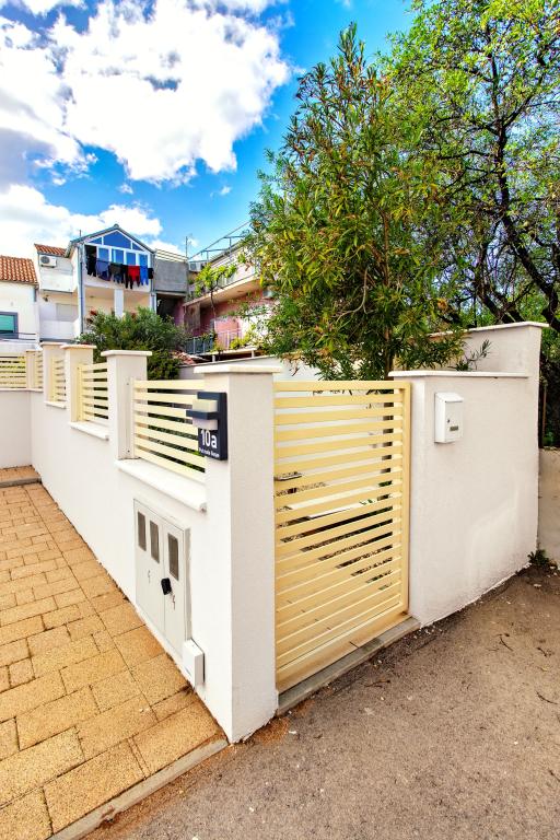 Apartmani Three Olives – fotografija 5