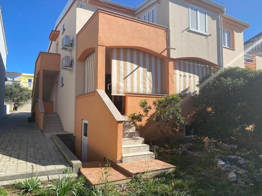 Apartmani Snježana – fotografija 1