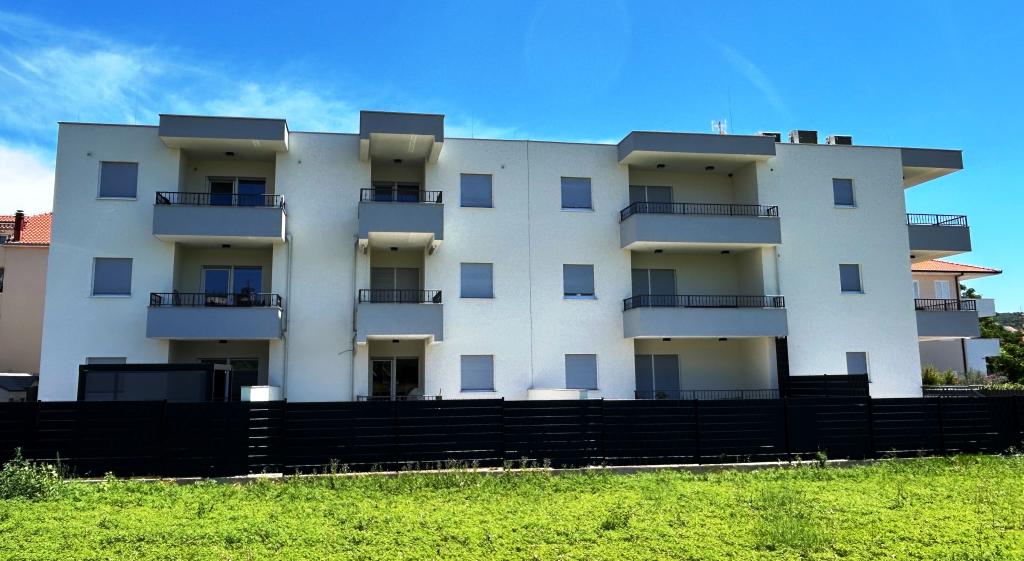 Apartmani Town 2 – fotografija 1