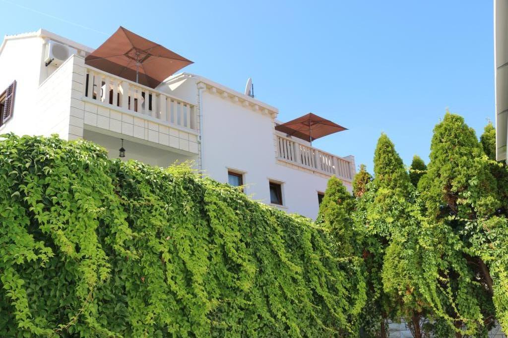 Apartmani Lila – fotografija 1