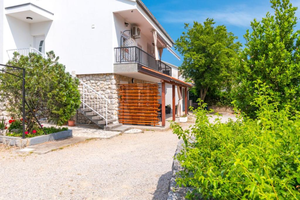 Apartman Lora – fotografija 6
