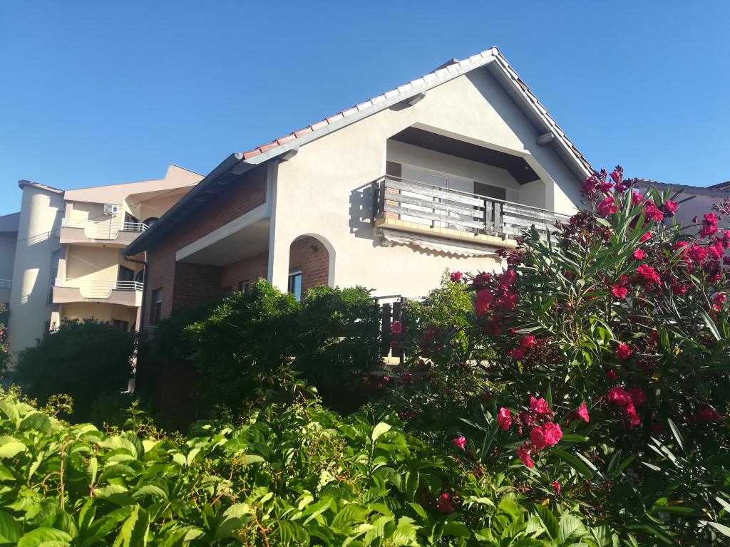 Apartmani Near the Sea – fotografija 1