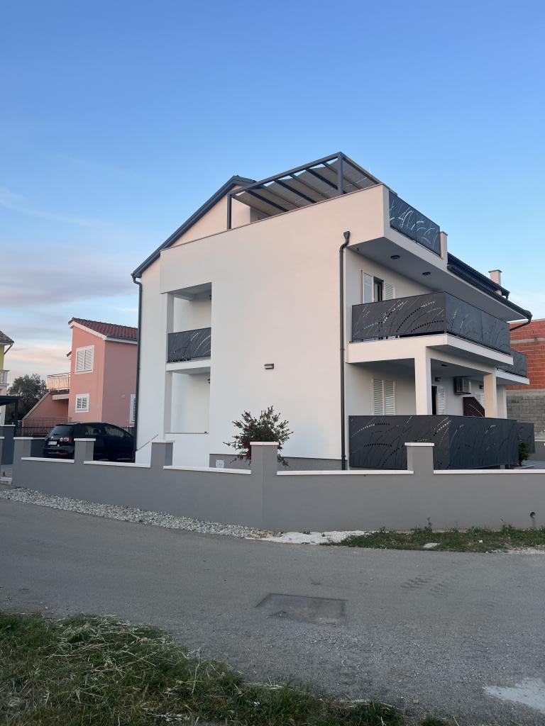 Apartmani Lu & Lu – fotografija 1