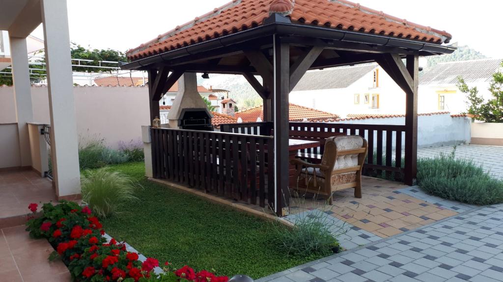 Apartmani Petra – fotografija 3