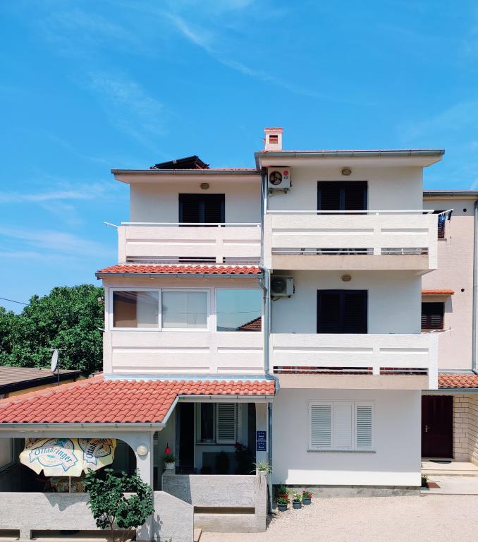 Apartmani Petra – fotografija 2
