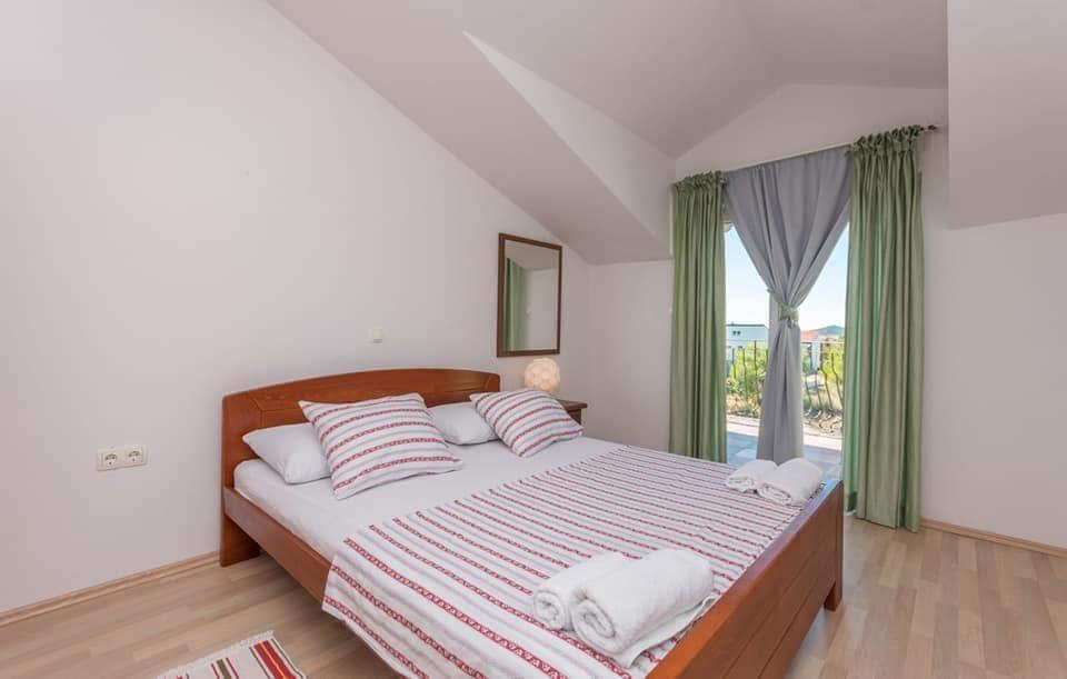 Apartmani Mia – fotografija 4