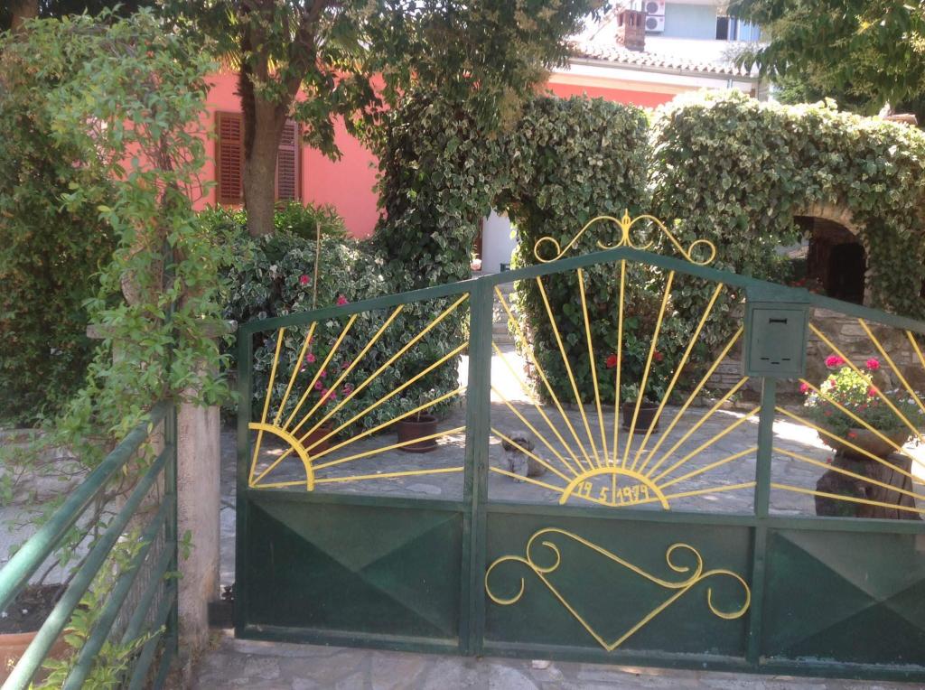 Apartmani Santa Eufemia – fotografija 5