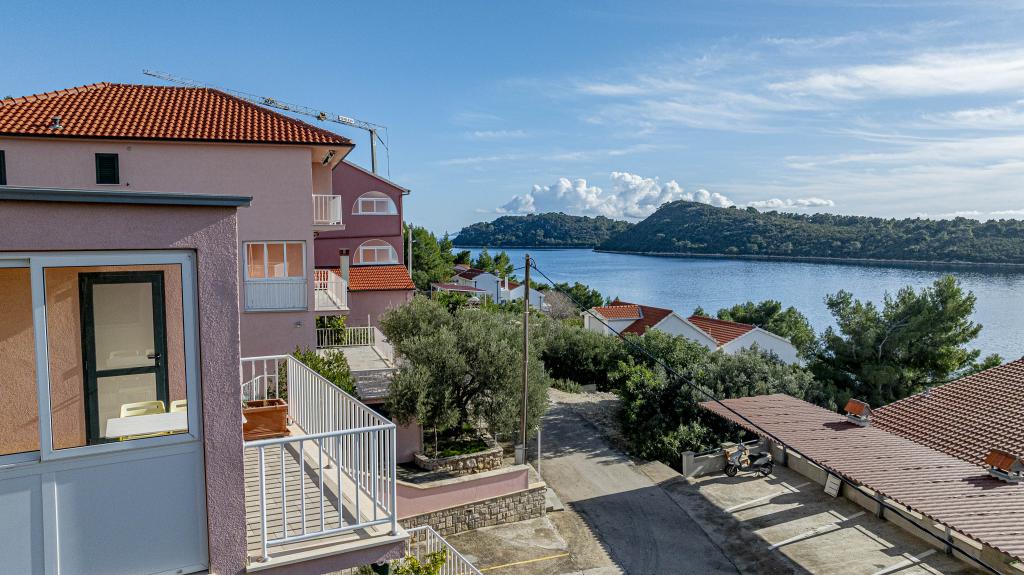 Apartmani Gora Sea View – fotografija 2