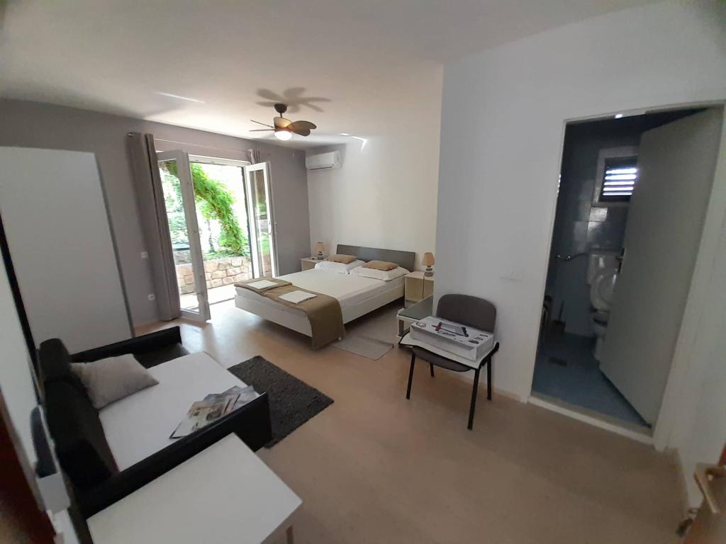 Apartmani Garden – fotografija 5