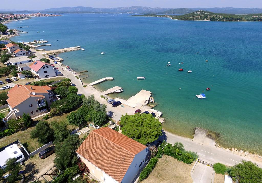Apartmani Ena – fotografija 4