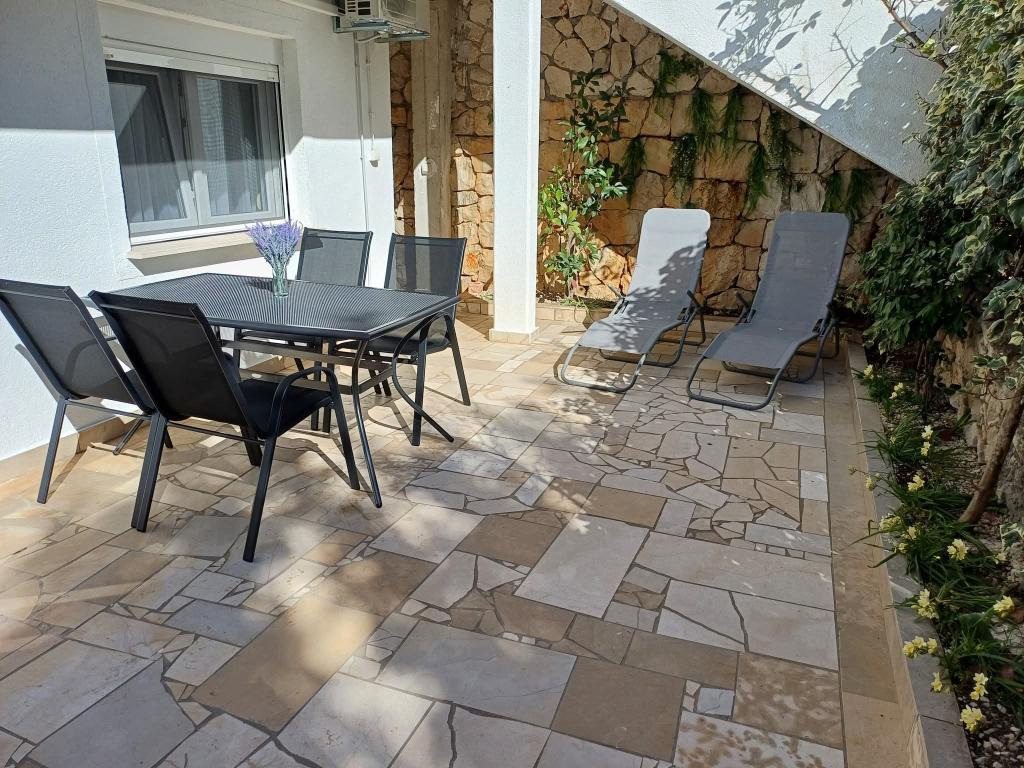 Apartman Batinović Perna – fotografija 3