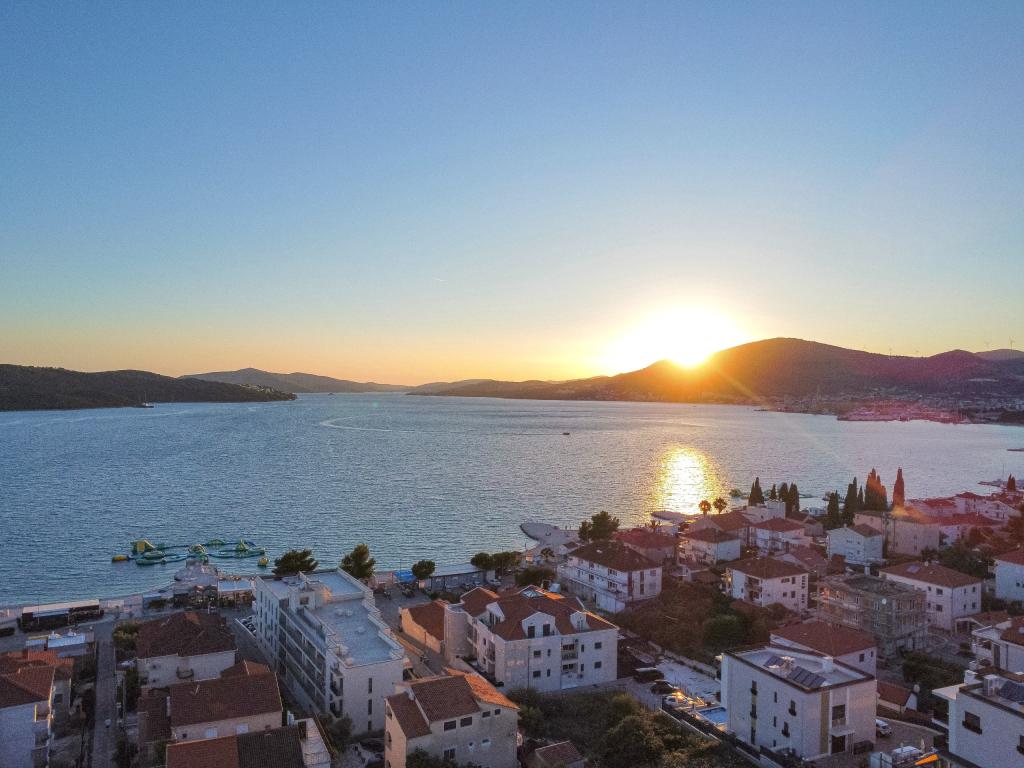 Apartmani Neli – fotografija 1