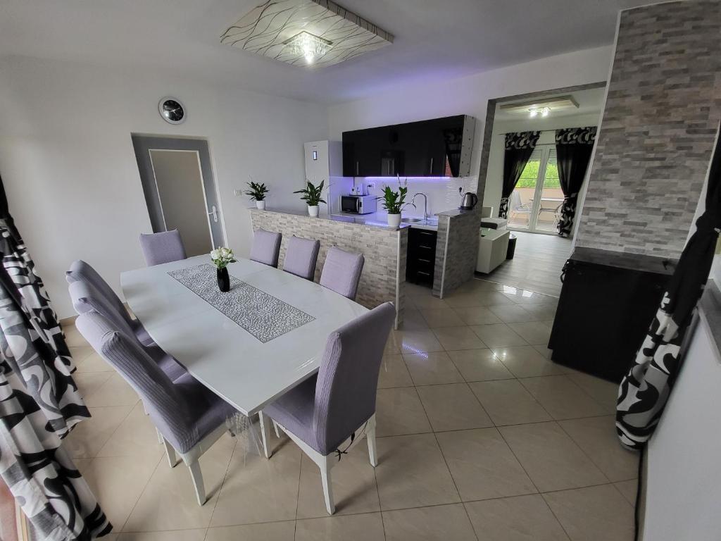 Apartman Melani – fotografija 4