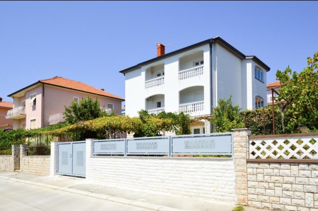 Apartman Desiree – fotografija 2