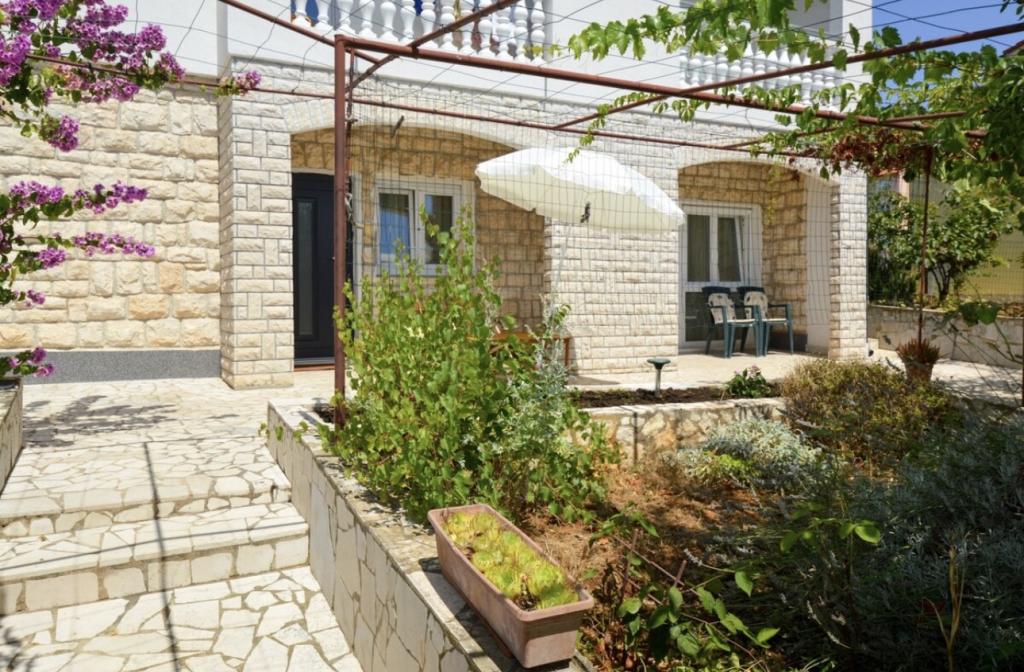 Apartman Desiree – fotografija 4