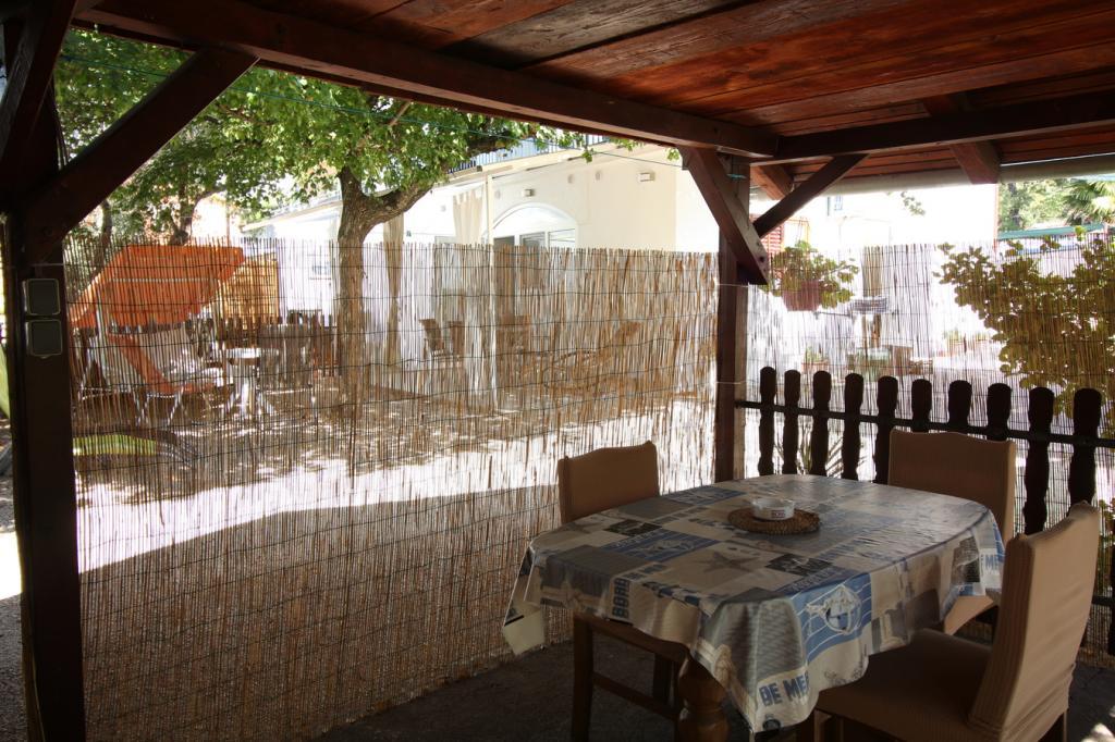 Apartman Drvena Kućica – fotografija 5