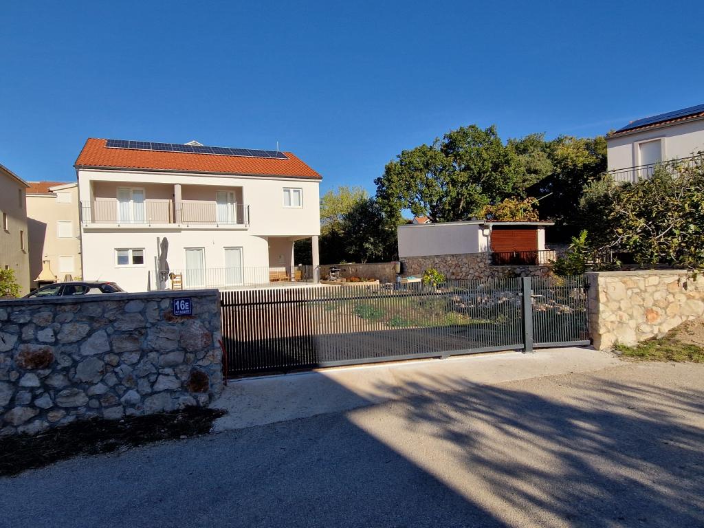 Apartmani Tribunj Cvitan – fotografija 1