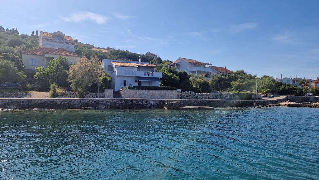 Apartman Beach Mali Iz – fotografija 2