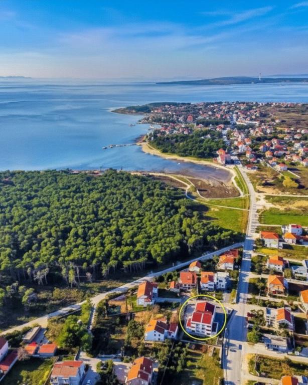 Apartmani Mare – fotografija 1