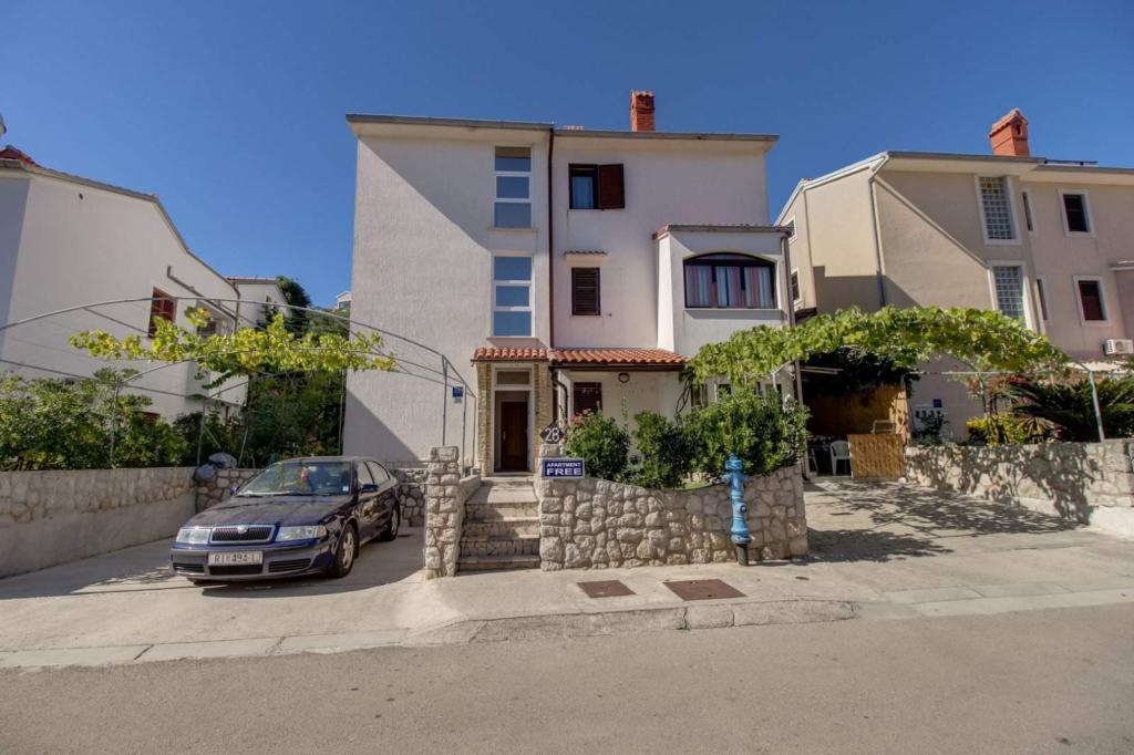 Apartmani Prica – fotografija 2