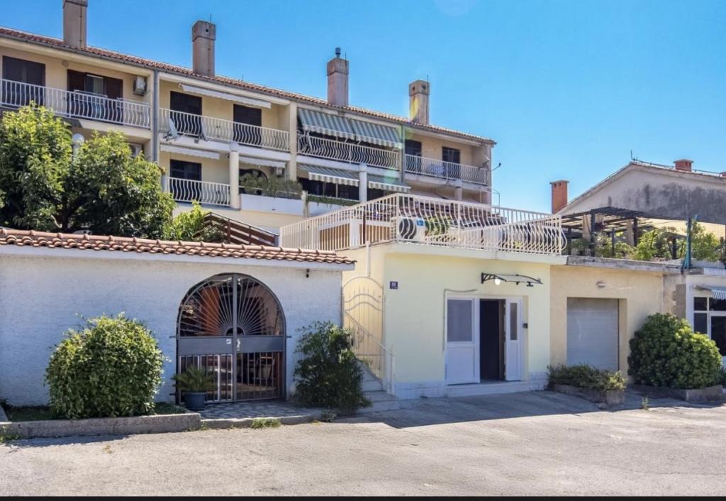 Apartman Viki – fotografija 1
