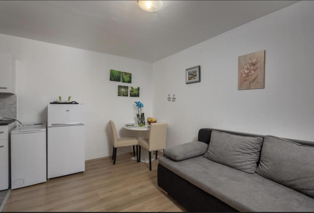 Apartman Viki – fotografija 4