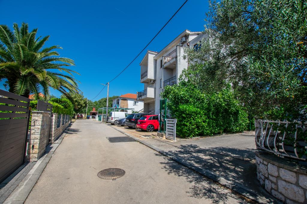 Apartmani Dalmatino – fotografija 2