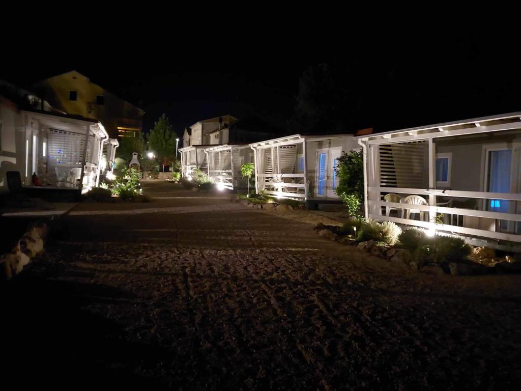 Mobilna kućica Fjaka Camp 2 – fotografija 3