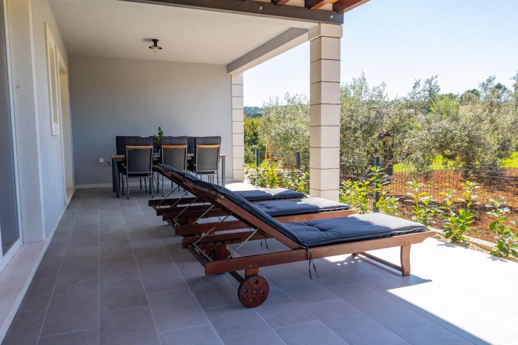 Apartman Lumaris Olive Garden Retreat – fotografija 3