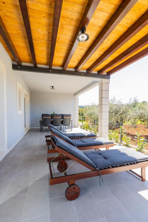 Apartman Lumaris Olive Garden Retreat – fotografija 4
