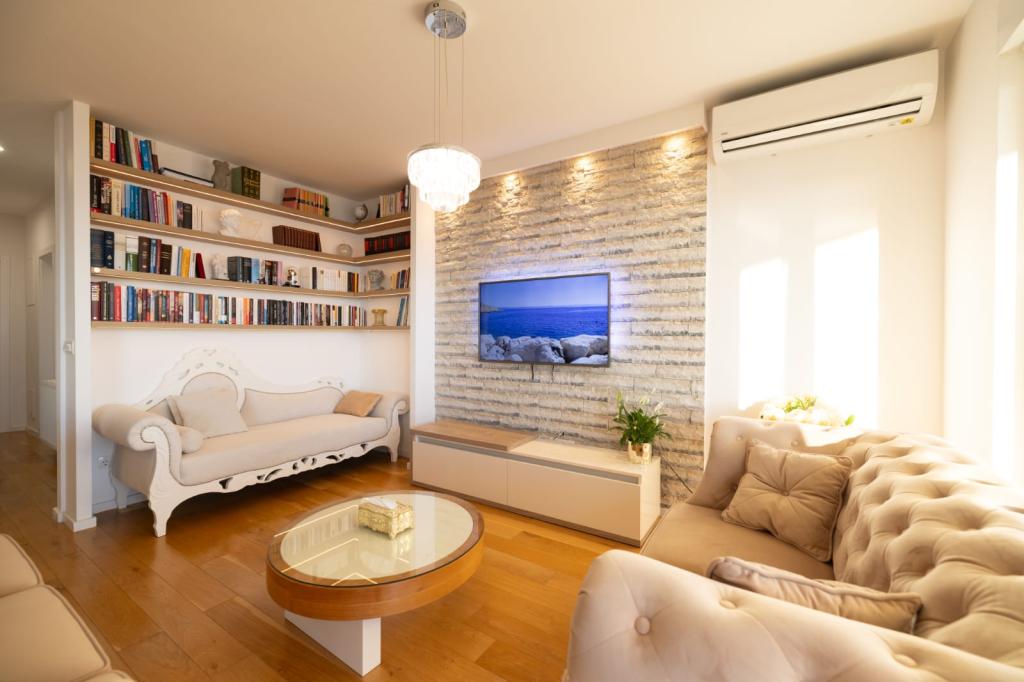 Apartmani Luxury Penthouse – fotografija 4