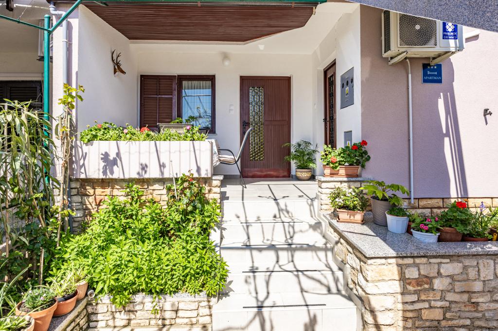 Apartmani Roland – fotografija 3