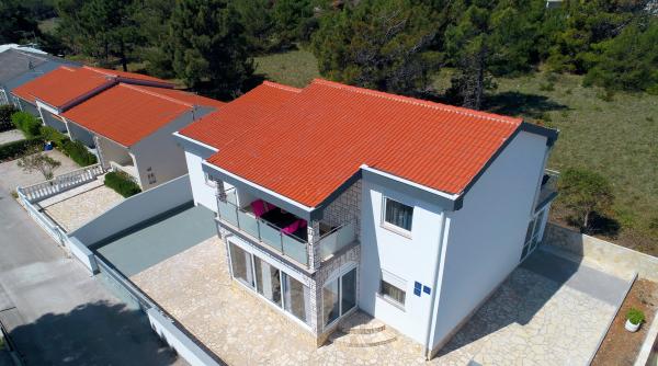 Apartmani Nella – fotografija 6