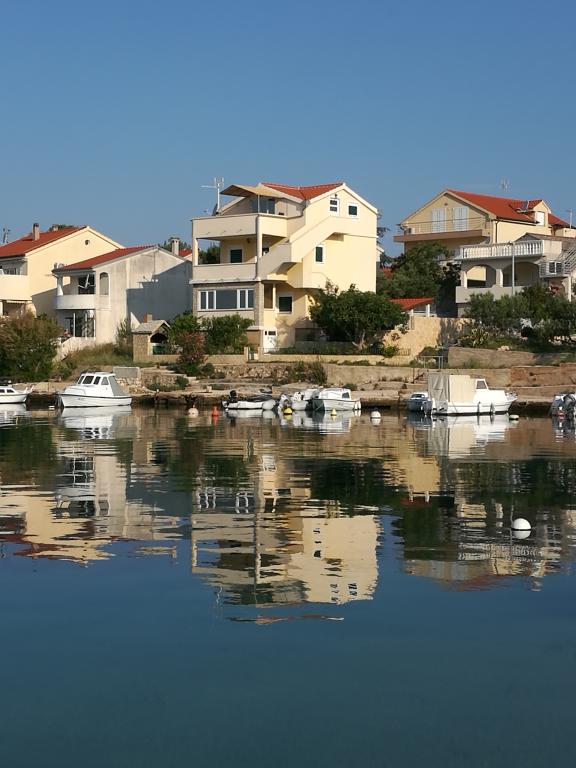 Apartmani Seaview Jurisic – fotografija 3