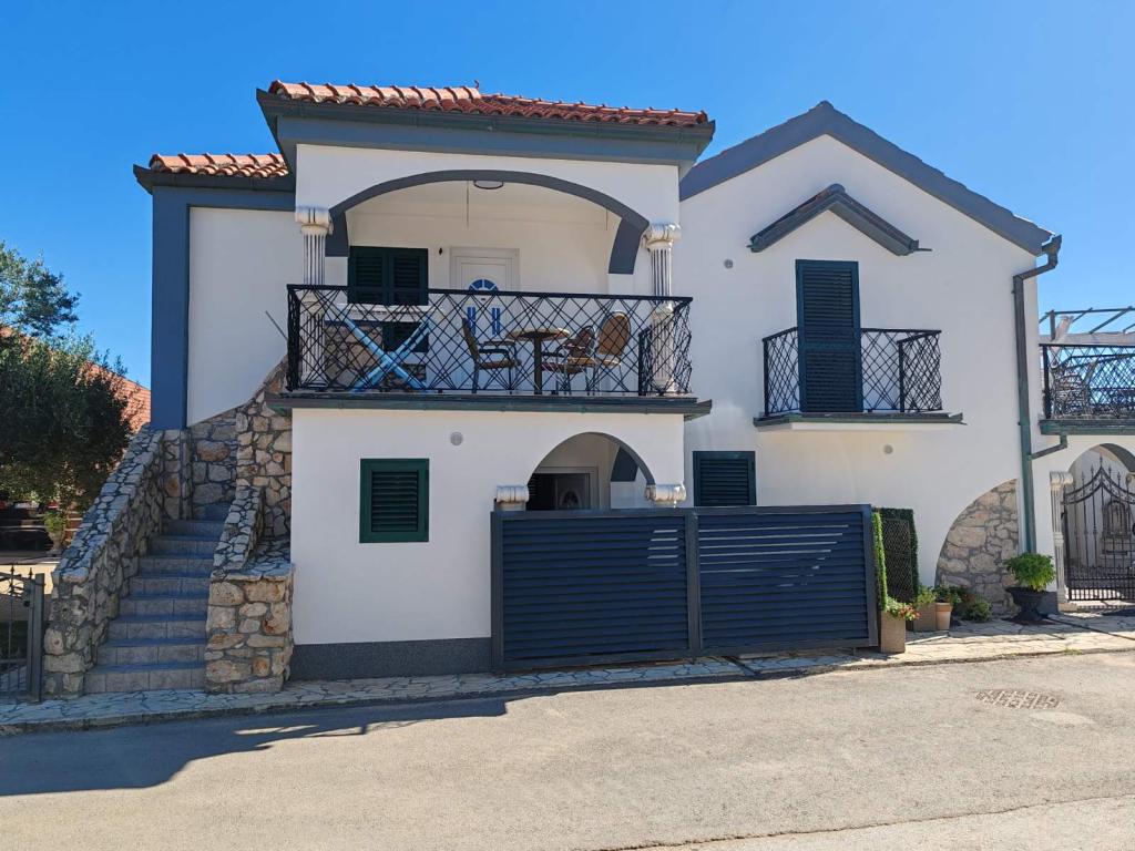 Apartmani Ljiljana – fotografija 2