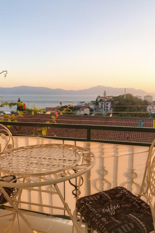 Apartmani Nikola – fotografija 1
