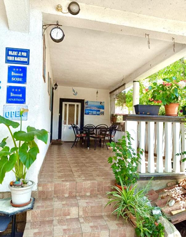 Apartmani Atlija – fotografija 2